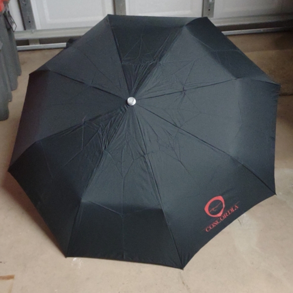 New LEIGHTON UMBRELLA Folding Auto Open Black w/ Slip Case - Concordia - Picture 1 of 7